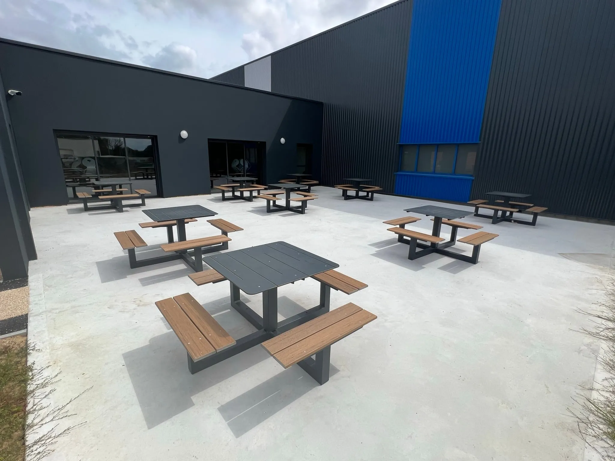 Ensemble de mobilier extérieur, autre vue 2